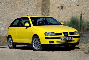 SEAT Ibiza 1999. Carrosserie, extérieur. Mini 3-portes, 2 génération, restyling