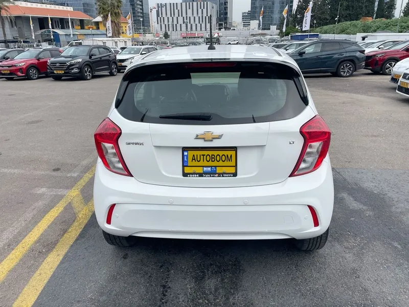 Chevrolet Spark 2nd hand, 2021, private