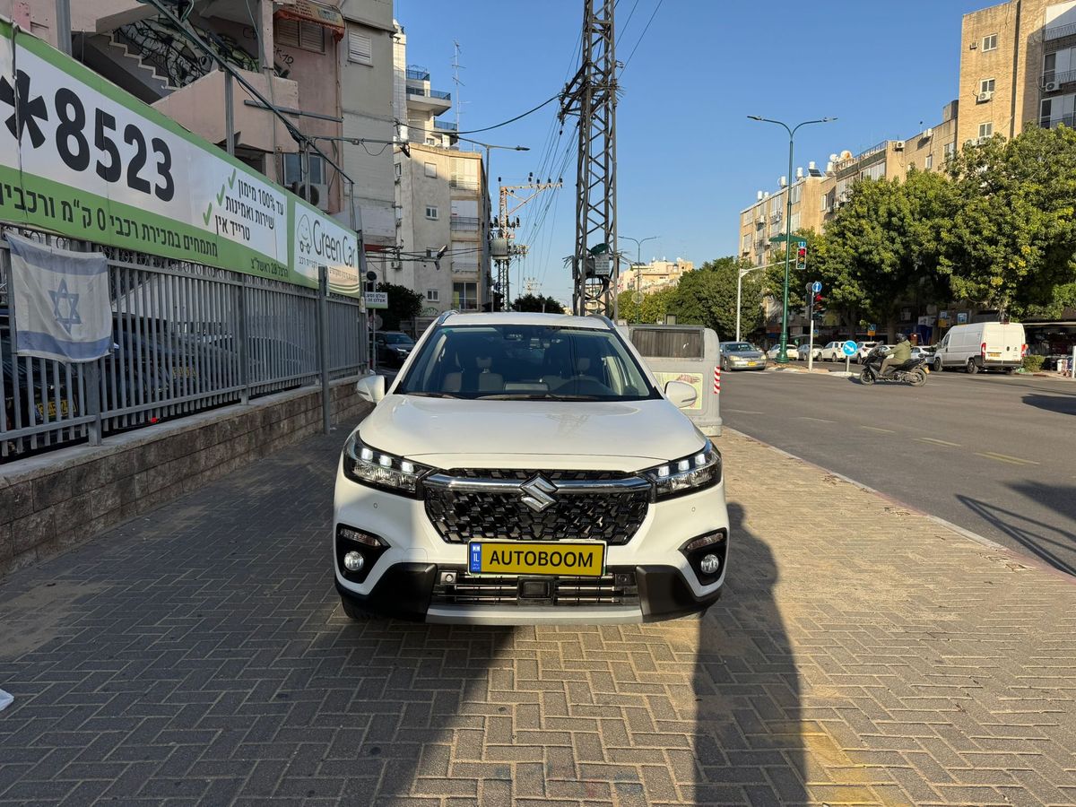 Suzuki S-Cross с пробегом, 2023, частная рука