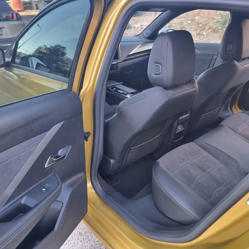 Opel Astra с пробегом, 2024, частная рука
