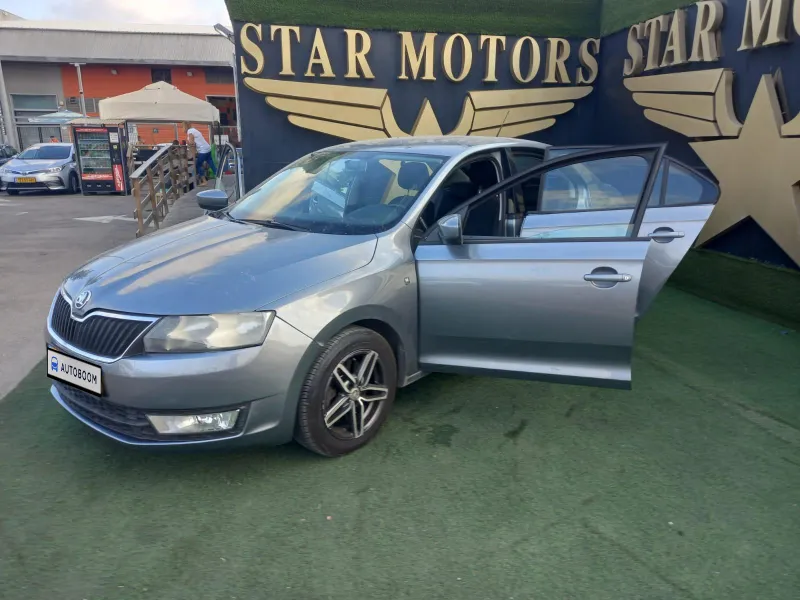 Škoda Rapid 2ème main, 2013