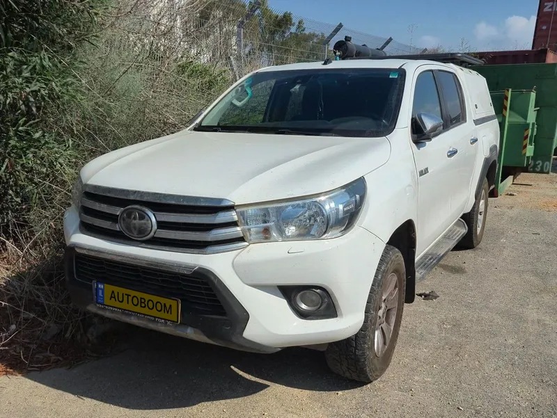 Toyota Hilux 2nd hand, 2019, private