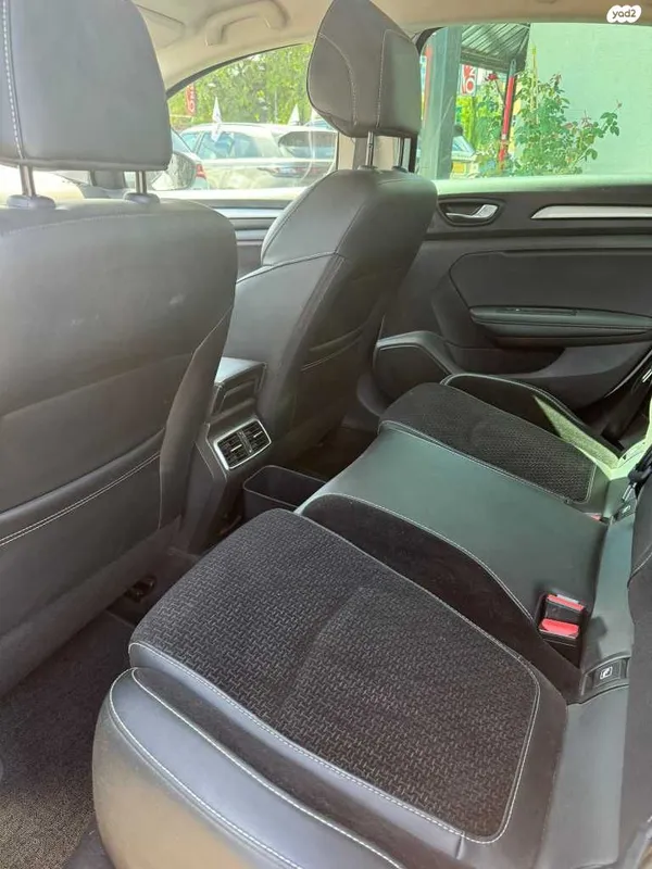 Renault Megane 2nd hand, 2021, private hand