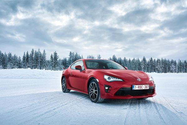 Тойота GT86 2016. Кузов, экстерьер. Купе, 1 поколение, рестайлинг