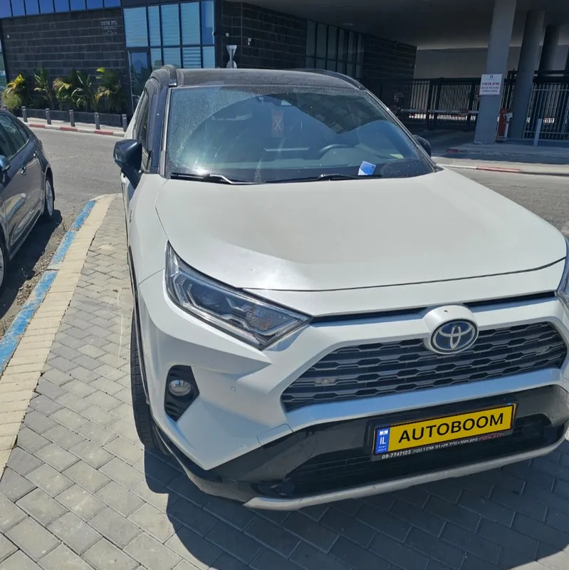 Toyota RAV4 2ème main, 2021, privée
