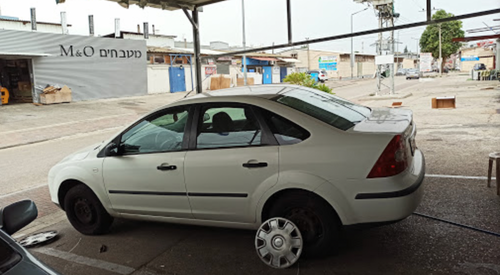 Tires Ozen Joseph. صورة 6