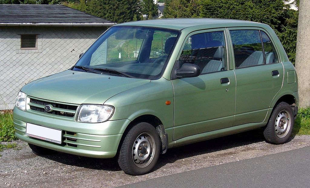 דייהטסו קואור 1995. מרכב, צורה. מיני 5 דלתות, 4 דור