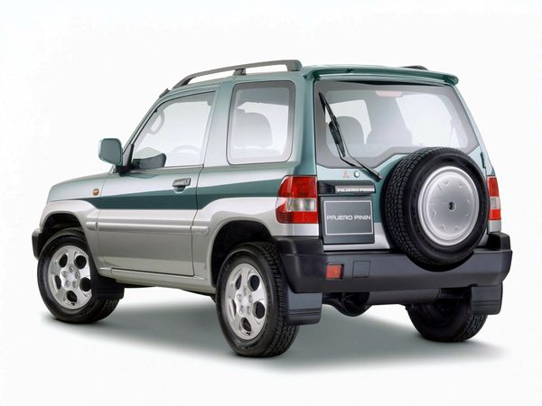 מיצובישי  פאג'רו פינין 1998. מרכב, צורה. רכב שטח 3 דלתות, 1 דור
