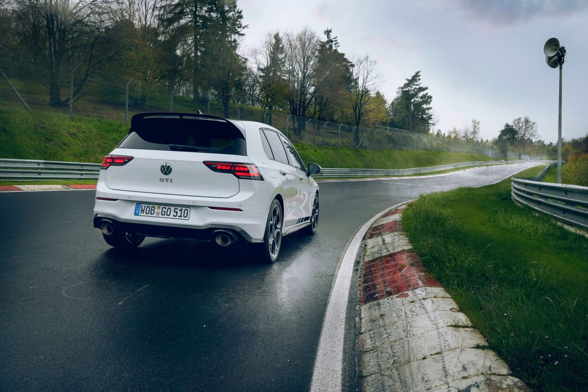 Volkswagen Golf GTI Clubsport 2024. Кузов, экстерьер. Хэтчбек 5 дв., 8 поколение, рестайлинг 1