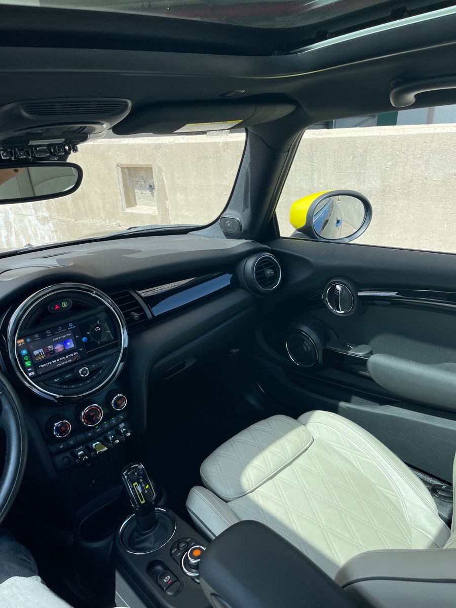 MINI Cooper 2nd hand, 2021, private hand