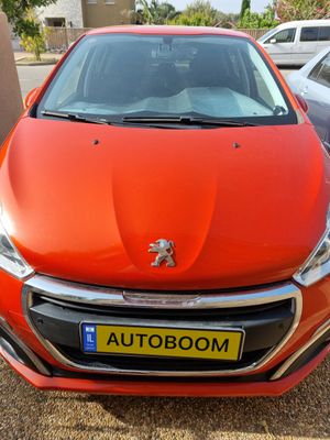 Peugeot 208 2nd hand, 2016, private hand