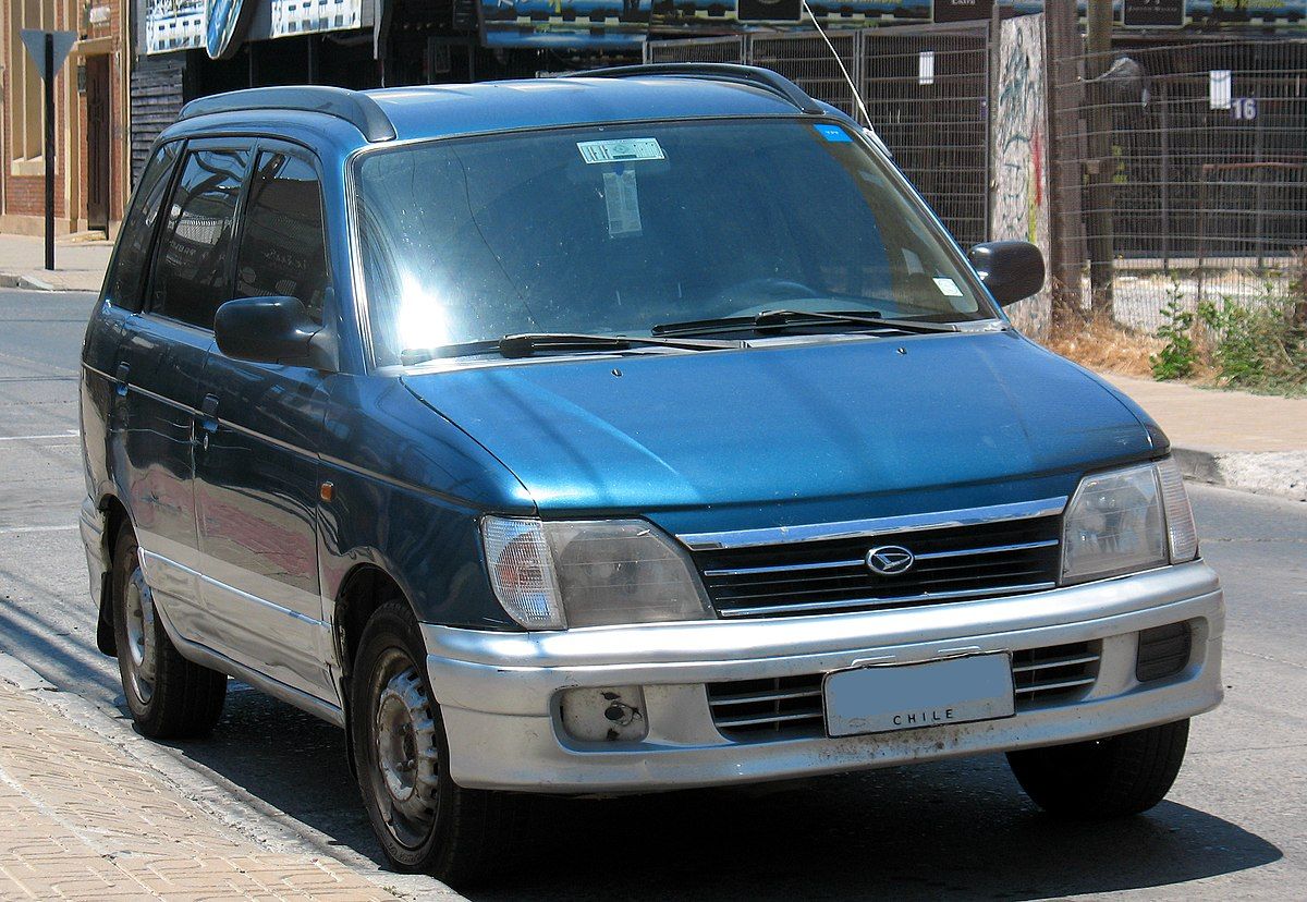 Daihatsu move 2