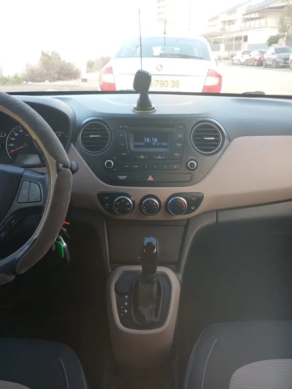 Hyundai i10 2nd hand, 2014, private hand
