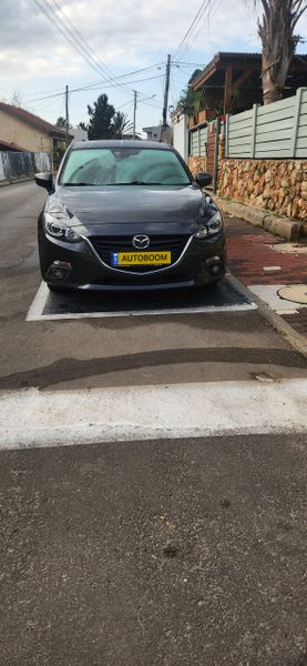 Mazda 3 2nd hand, 2015, private hand