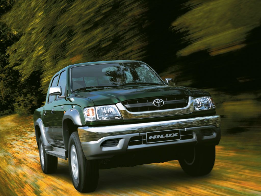 Toyota Hilux 2001. Carrosserie, extérieur. 2 pick-up, 6 génération, restyling