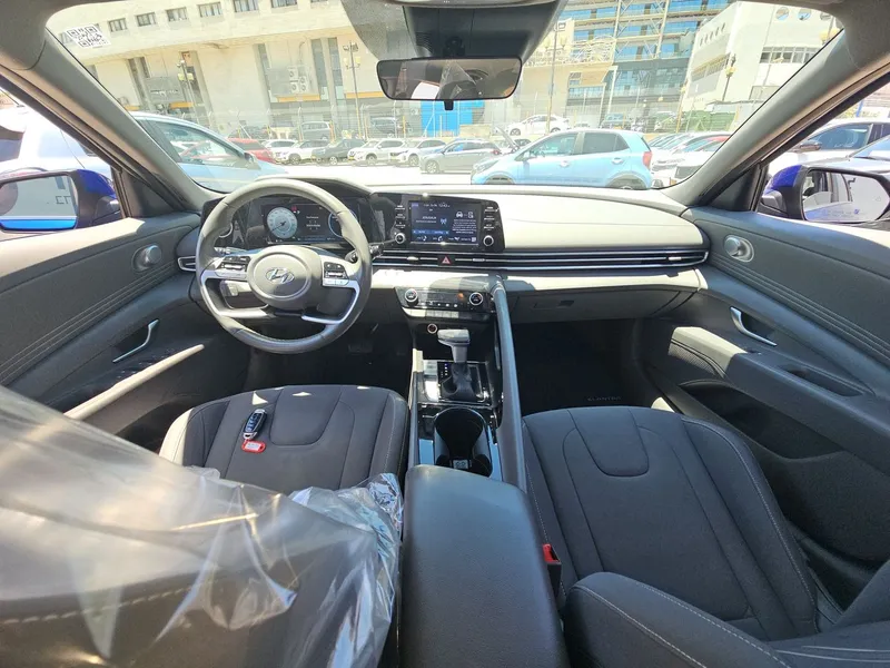 Hyundai Elantra 2ème main, 2022, main privée