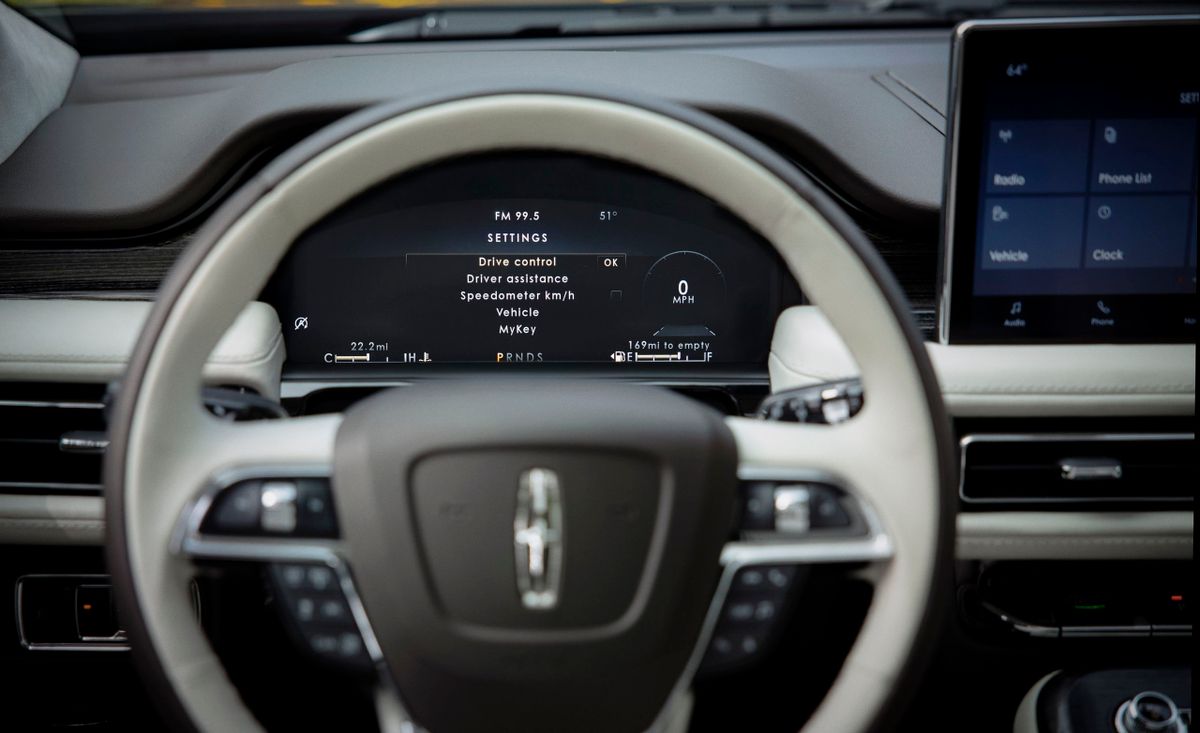 Lincoln Nautilus 2021. Dashboard. SUV 5-doors, 1 generation, restyling 1