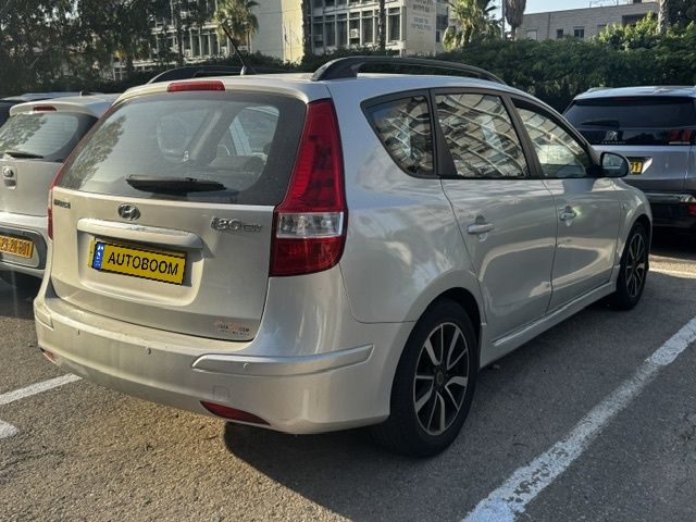 Hyundai i30 2ème main, 2012, privée