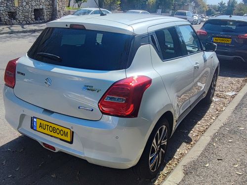 Suzuki Swift 2nd hand, 2021, private hand