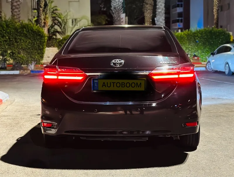 Toyota Corolla с пробегом, 2017, частная