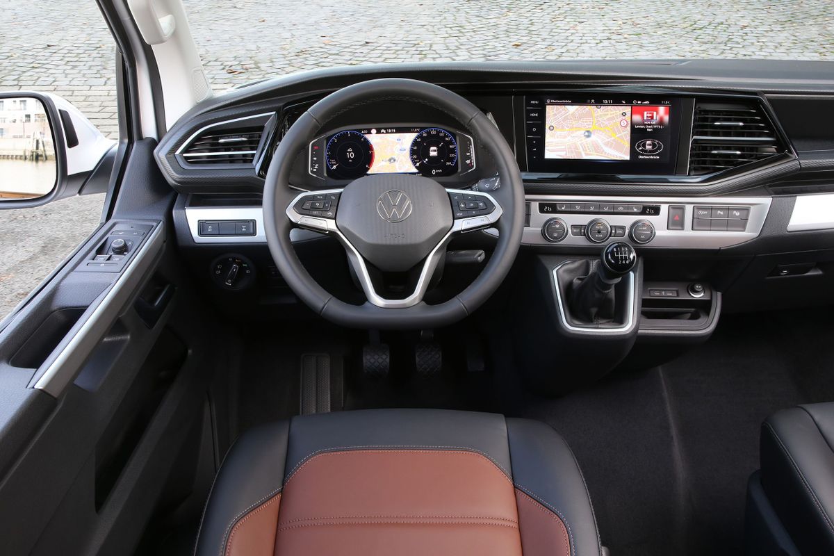 Volkswagen Multivan 2019. Dashboard. Minivan, 6 generation, restyling