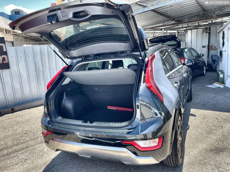 Kia Niro с пробегом, 2024, частная