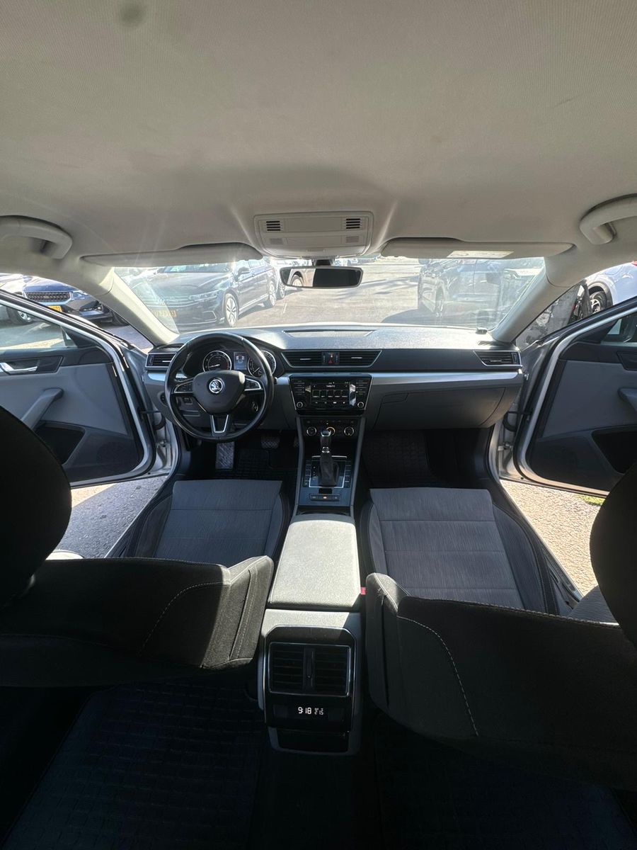 Skoda Superb с пробегом, 2016