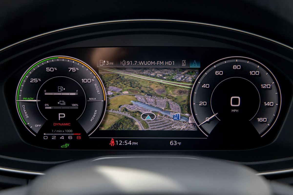 Audi Q5 2020. Dashboard. SUV 5-doors, 2 generation, restyling