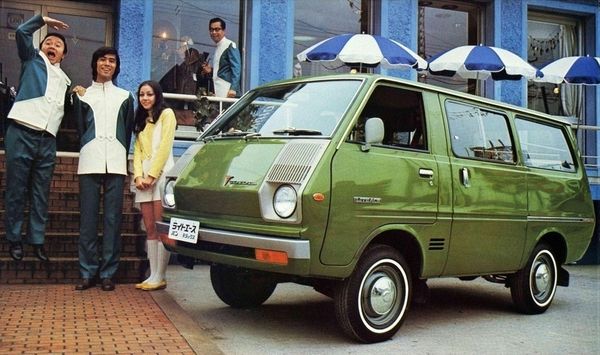 Тойота Лайт Эйс 1971. Кузов, экстерьер. Минивэн, 1 поколение