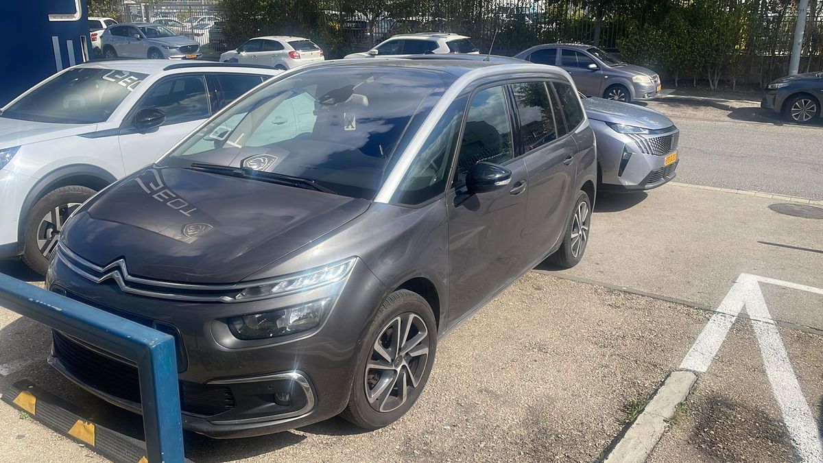 Citroen C4 SpaceTourer 2nd hand, 2021, private hand