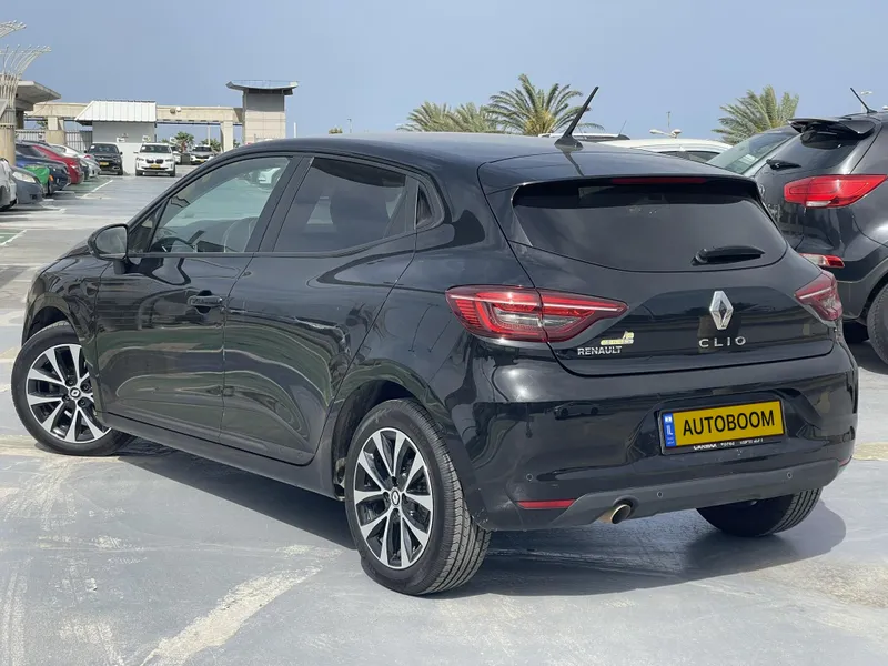 Renault Clio с пробегом, 2023, частная