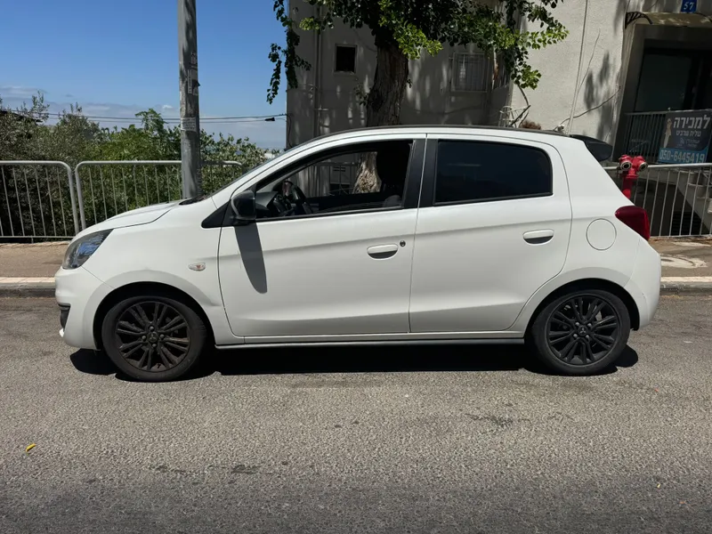 מיצובישי ספייס סטאר יד 2 רכב, 2019, פרטי