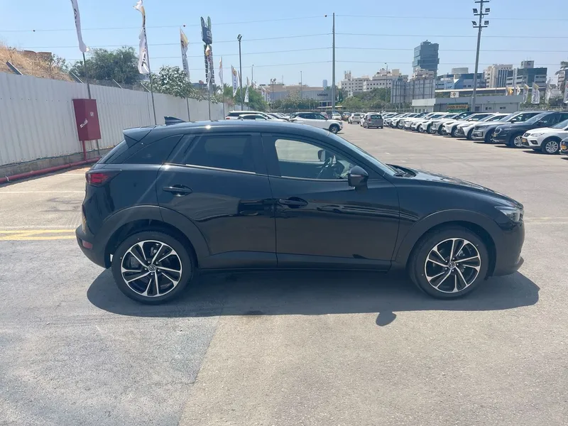 מאזדה CX-3 יד 2 רכב, 2025