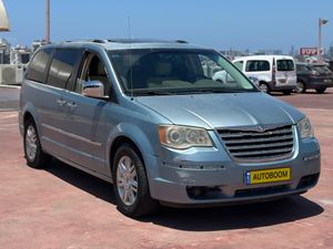 Chrysler Town & Country, 2009, photo