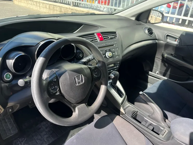 Honda Civic 2ème main, 2013, main privée