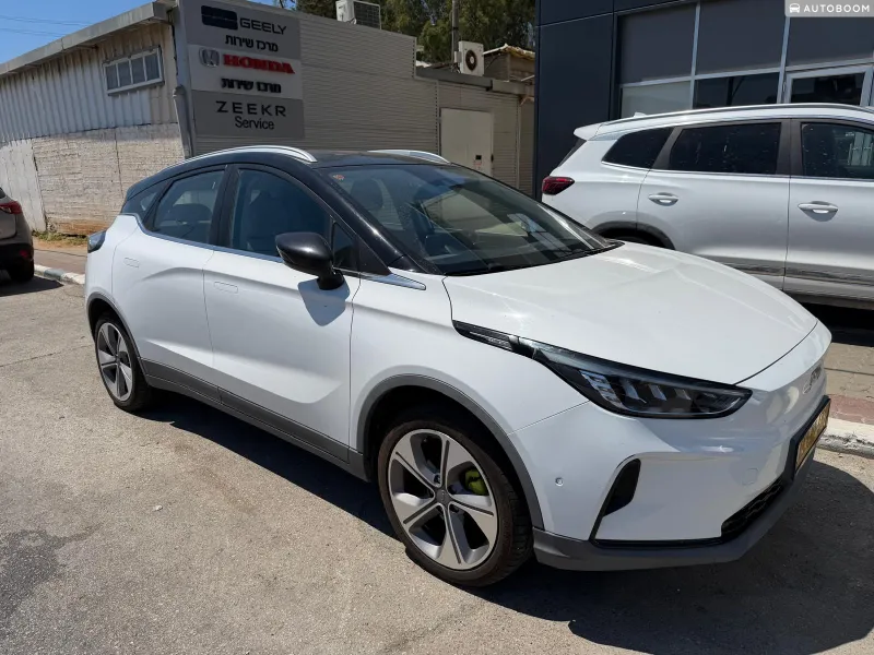 Geely Geometry C 2nd hand, 2022, private