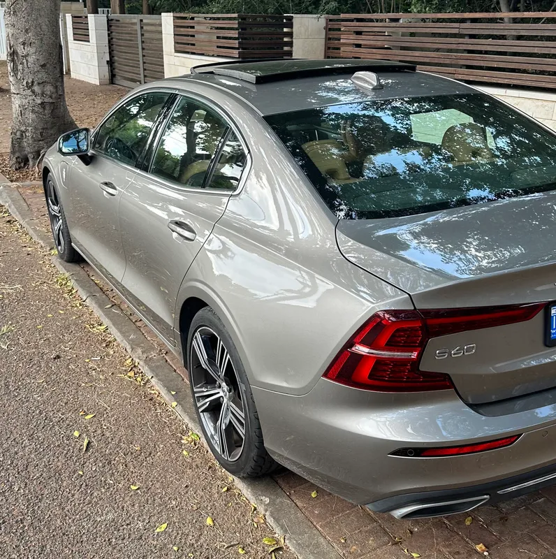 Volvo S60 2nd hand, 2020, private hand