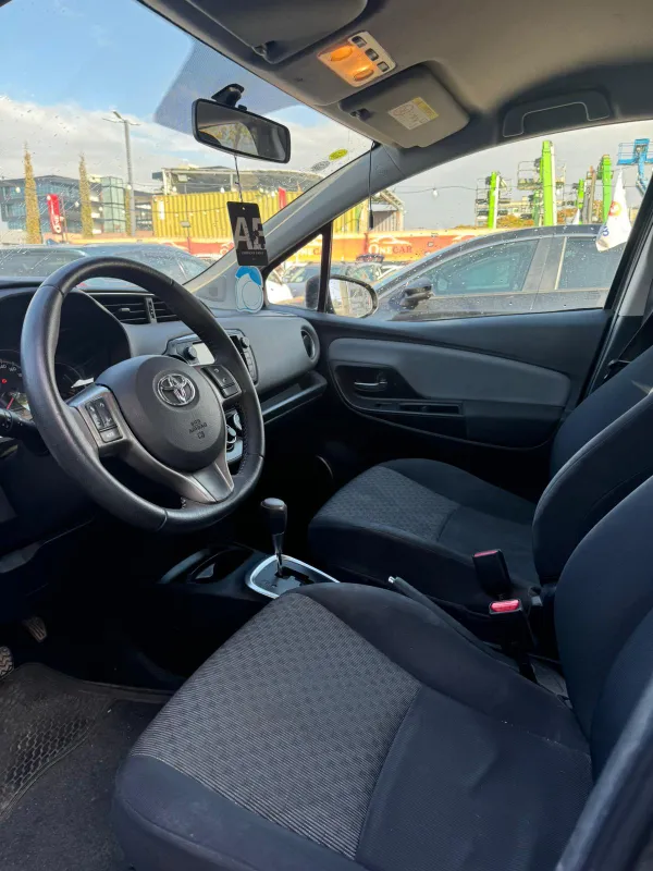 Toyota Yaris 2ème main, 2015, main privée
