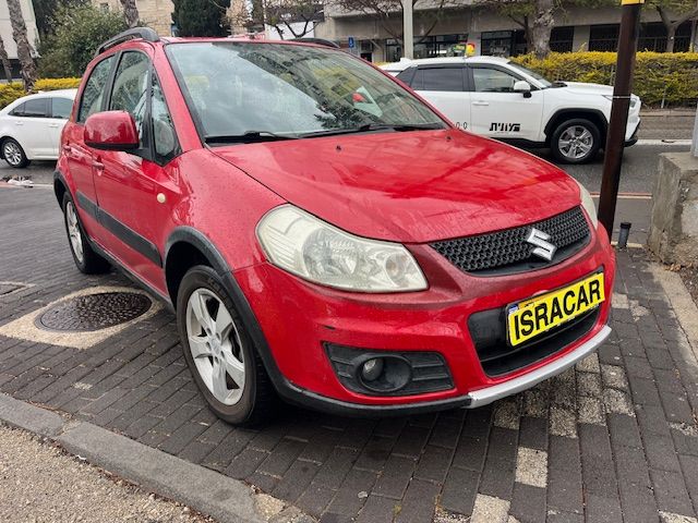 Suzuki SX4 2ème main, 2012, main privée
