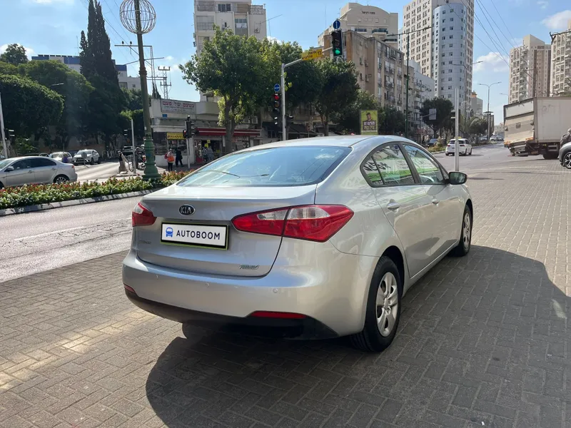 Kia Forte с пробегом, 2014
