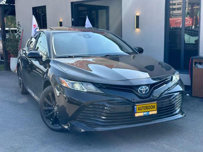 Toyota Camry 2nd hand, 2020, private hand