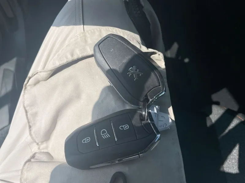 Peugeot 3008 2nd hand, 2021, private hand