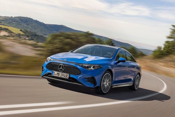 מרצדס CLA ‏2025. מרכב, צורה. סדאן, 3 דור