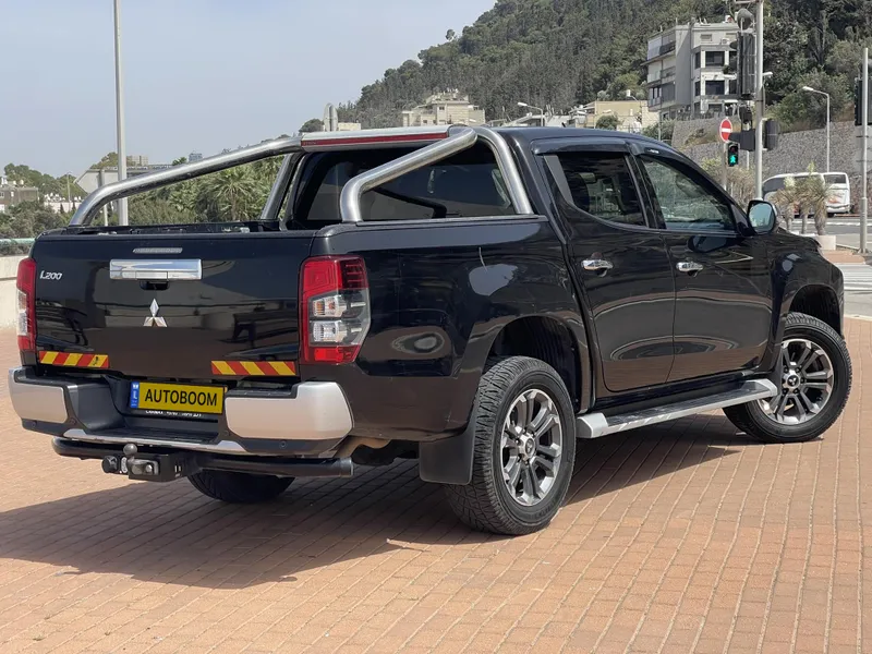 Mitsubishi L200 2ème main, 2022, main privée