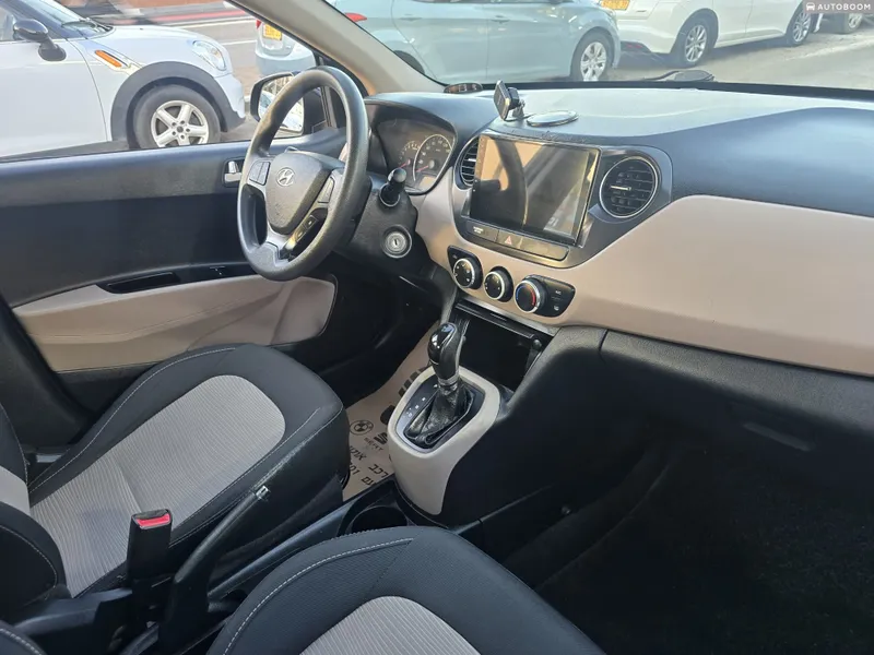 Hyundai i10 2nd hand, 2015, private