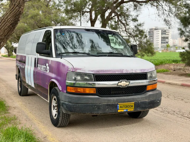 Chevrolet Express с пробегом, 2010, частная