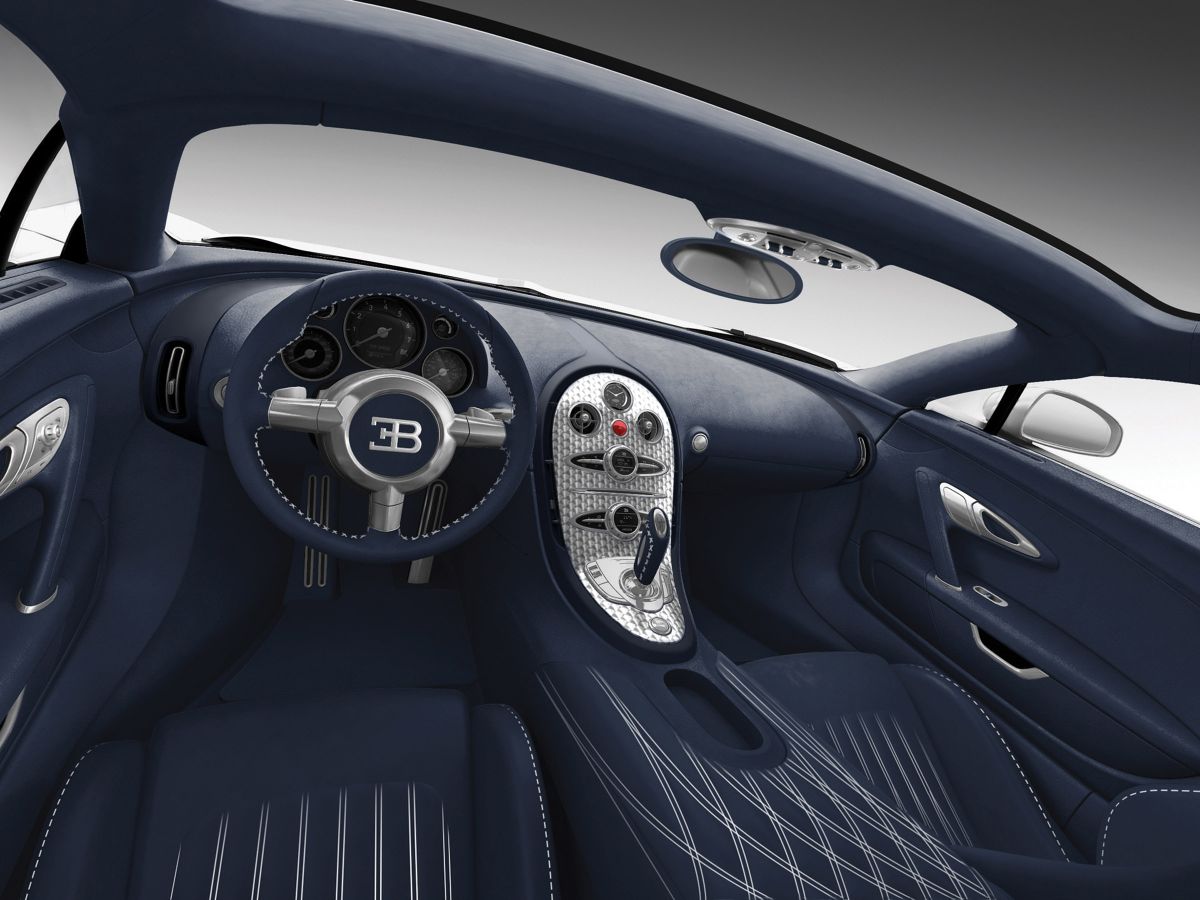 Bugatti. Front seats.