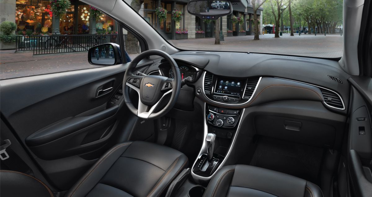Chevrolet Trax 2017. Front seats. SUV 5-doors, 3 generation, restyling