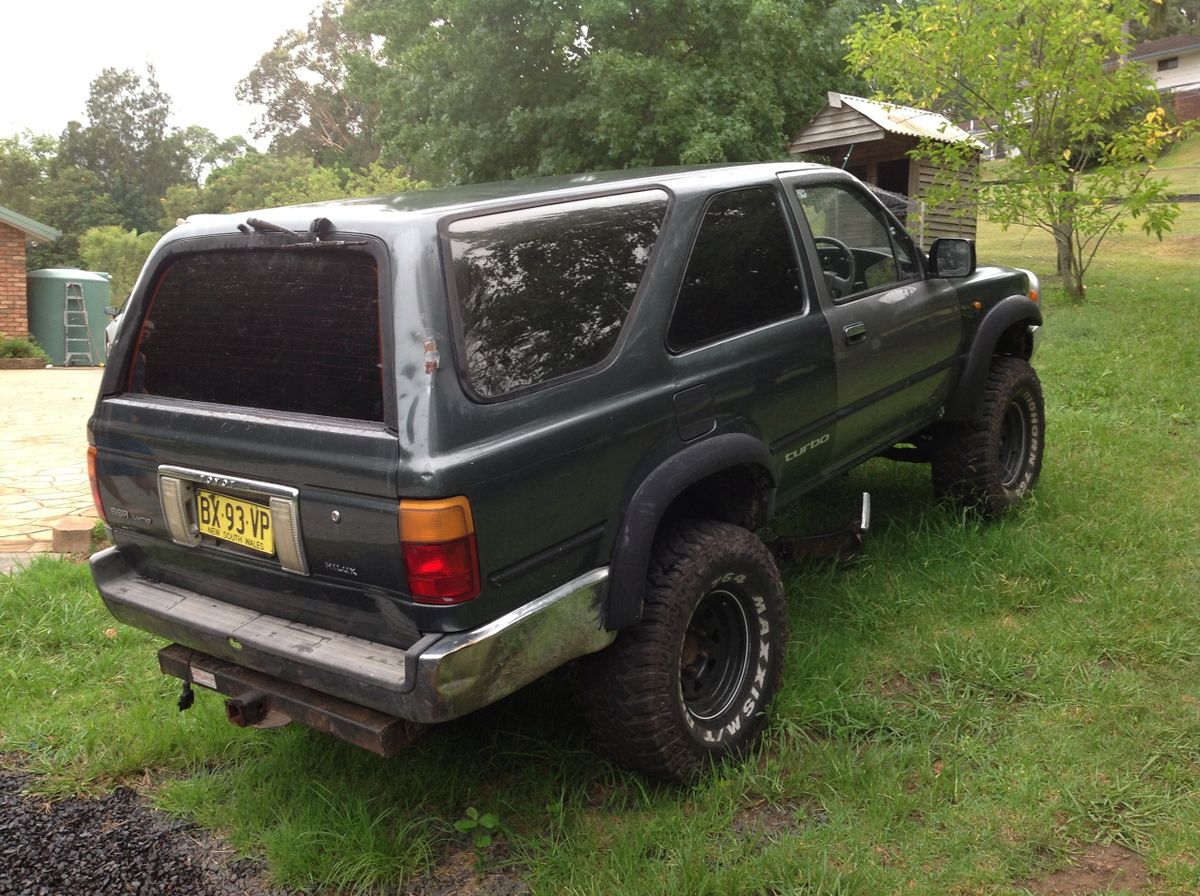 Toyota Hilux Surf 1991. Carrosserie, extérieur. VUS 3-portes, 2 génération, restyling