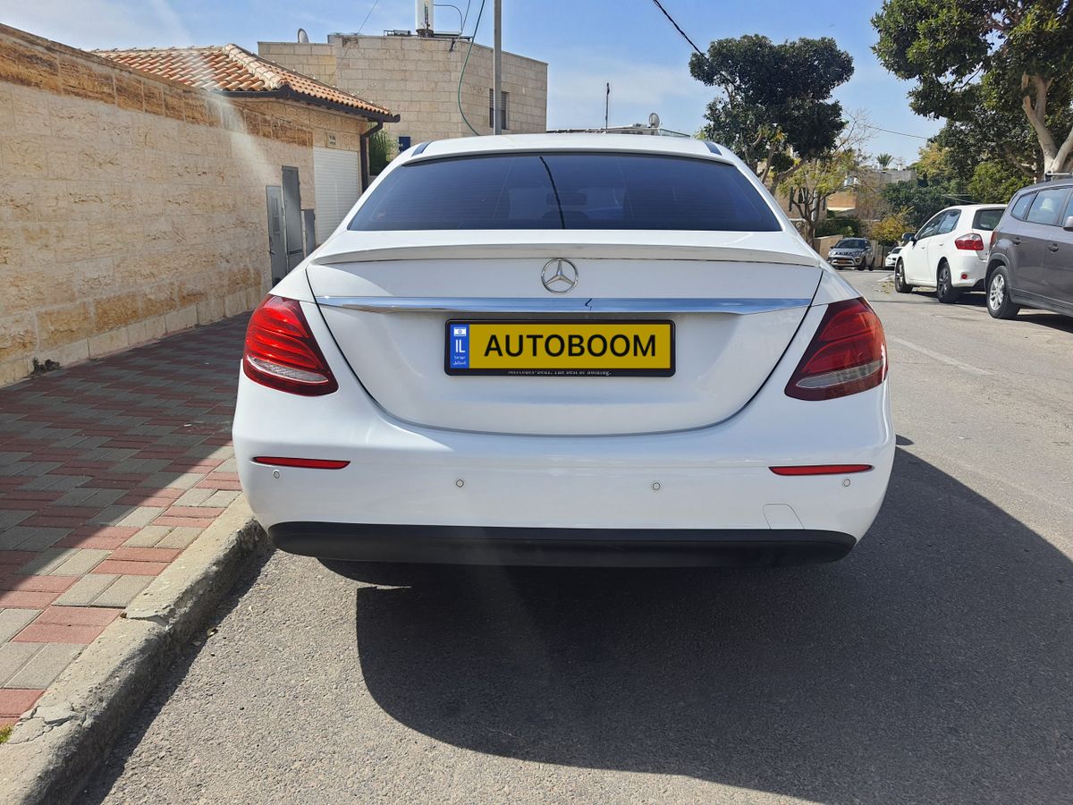 מרצדס E-Class יד 2 רכב, 2017, פרטי